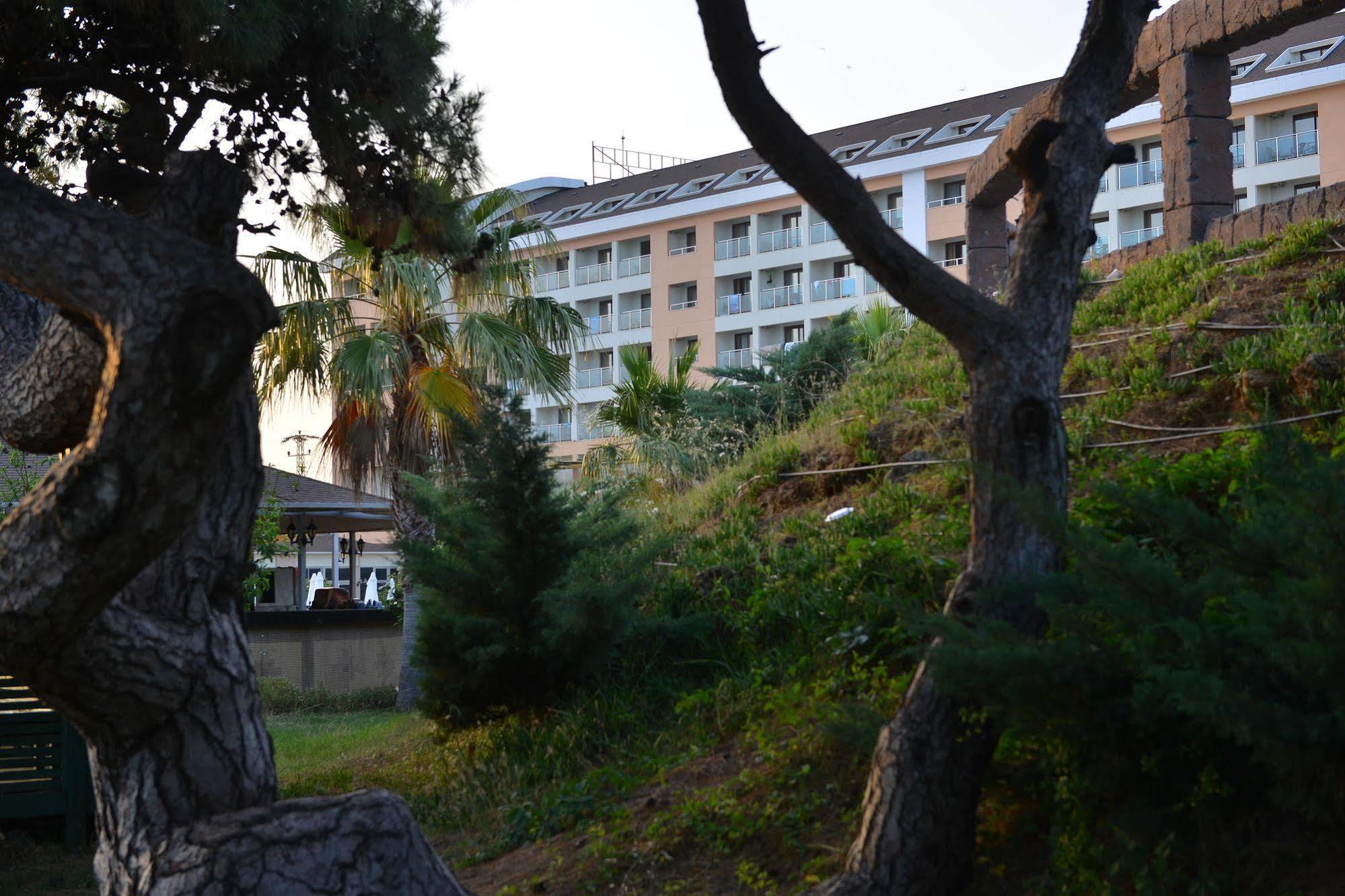 Casa Fora Beach Resort Side Exteriér fotografie