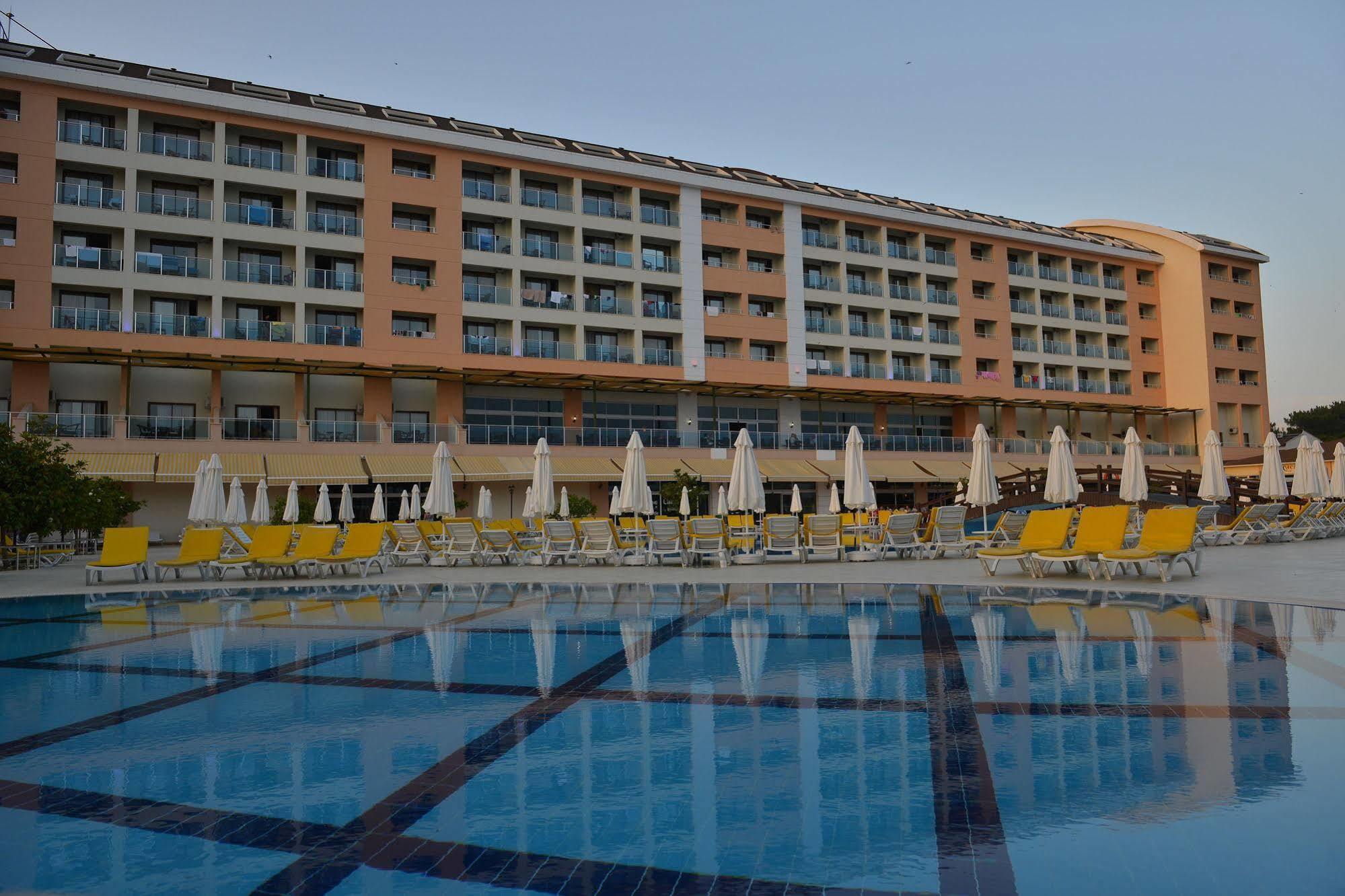 Casa Fora Beach Resort Side Exteriér fotografie